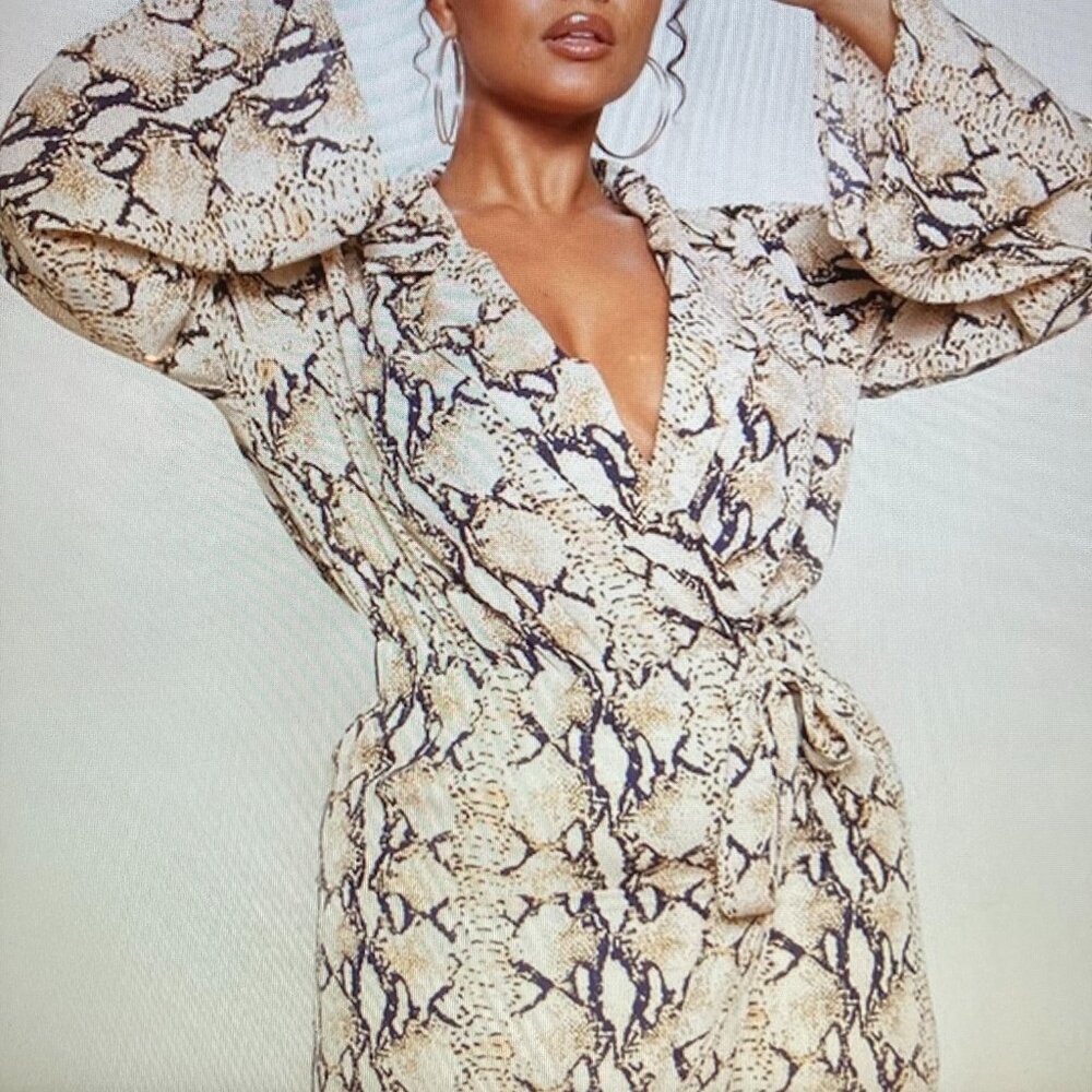 PrettyLittleThing Beige Snake Print Long Sleeve Dress Women Size 20